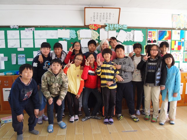 my 6th graders at Byeokjin